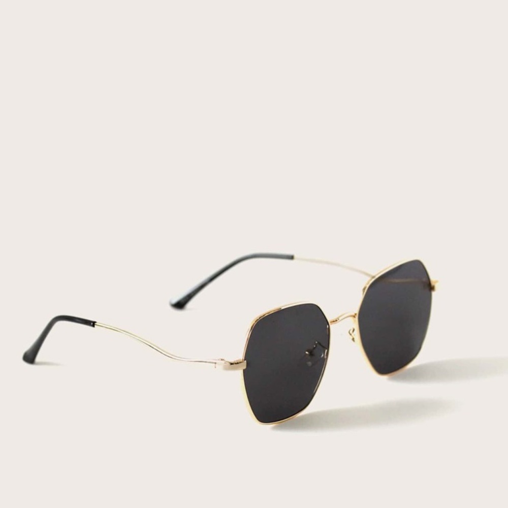 Gold frame sunglasses